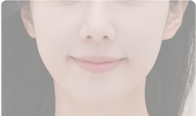 또렷하고 시원해 보이는 눈매